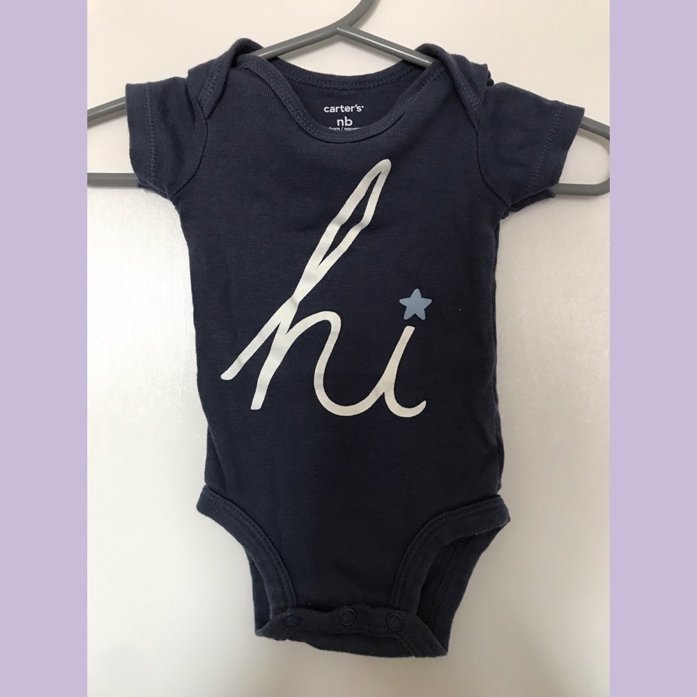 Carter’s “hi” onesie